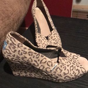 Cheetah print Toms wedge heels